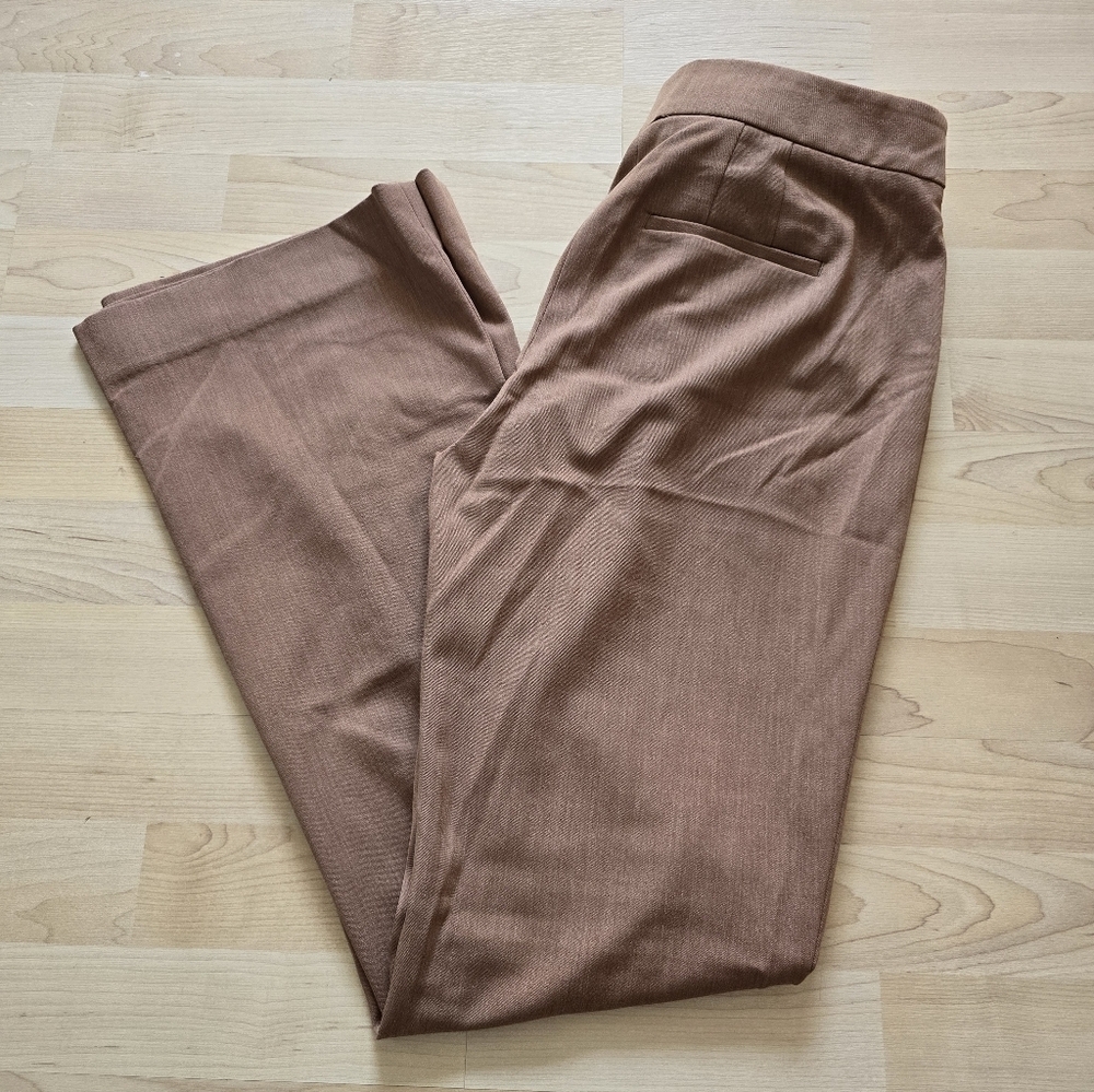 White House Black Market The Slim Flare Dress Pants Size 4